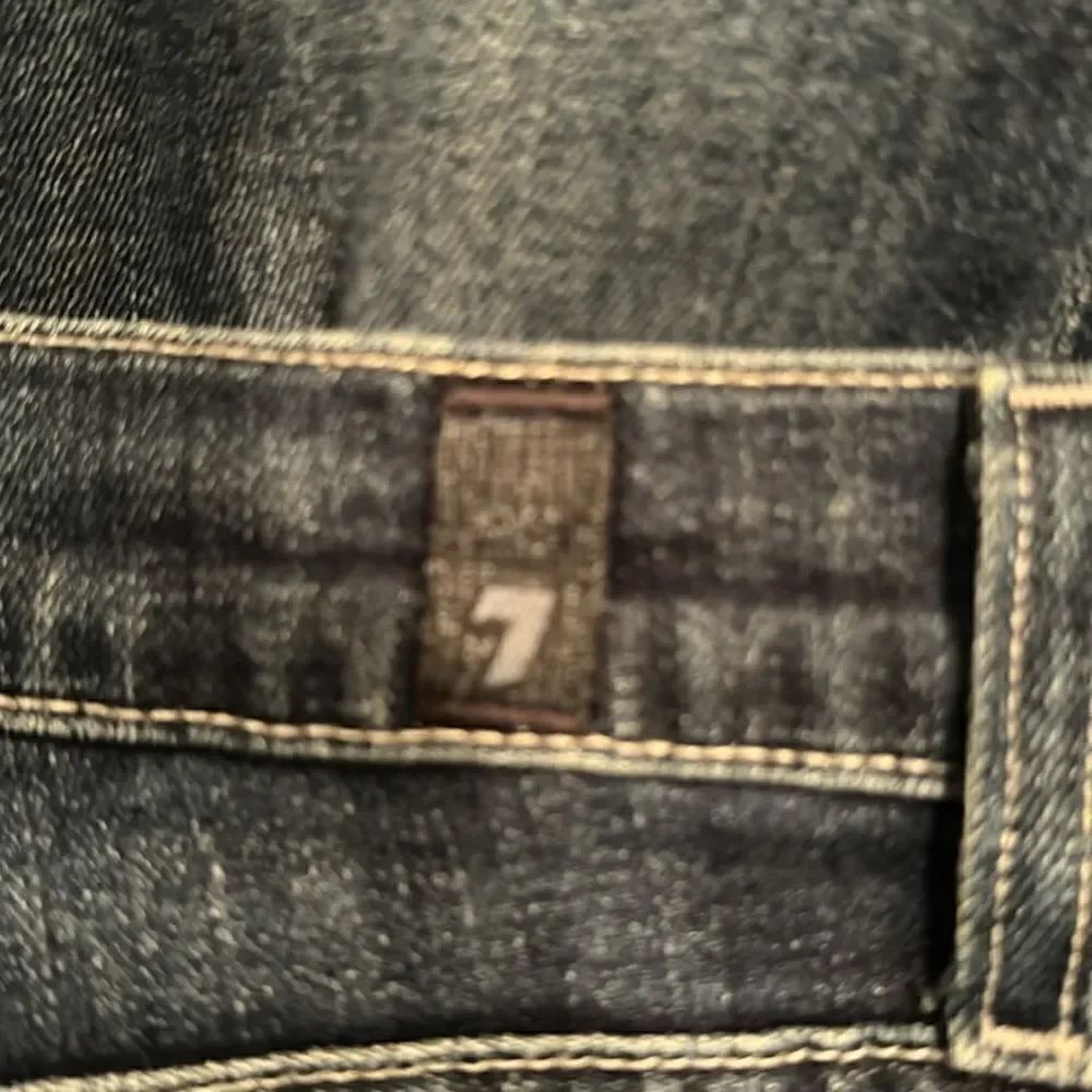 7 For All Mankind Roxanne Jeans Size 29 - Picture 9 of 10